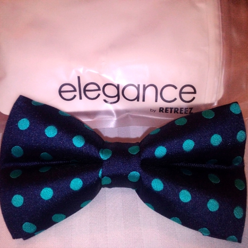 Classic batwing bowtie